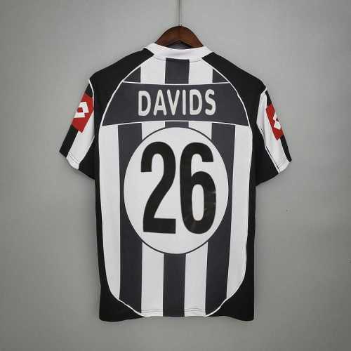 Retro Jersey 2002-2003 Juventus Home Soccer Jersey 26 DAVIDS Vintage Football Shirt