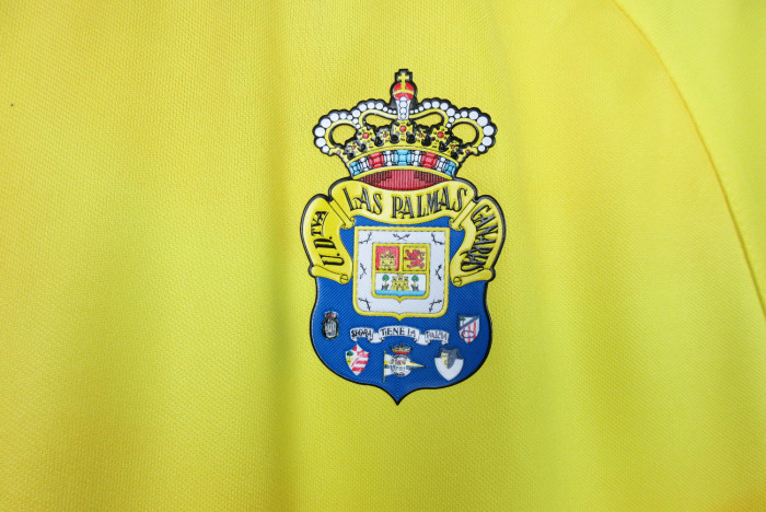 with LALIGA Patch Fan Version 2023-2024 Las Palmas Home Soccer Jersey Camisetas de Futbol