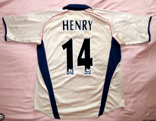 Retro Jersey 2001-2002 Arsenal HENRY 14 Away Gold Soccer Jersey Vintage Football Shirt