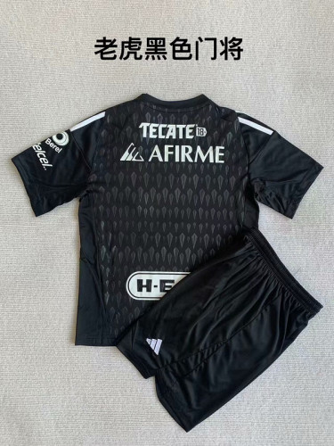 Adult Uniform 2023-2024 Tigres UANL Black Goalkeeper Soccer Jersey Shorts