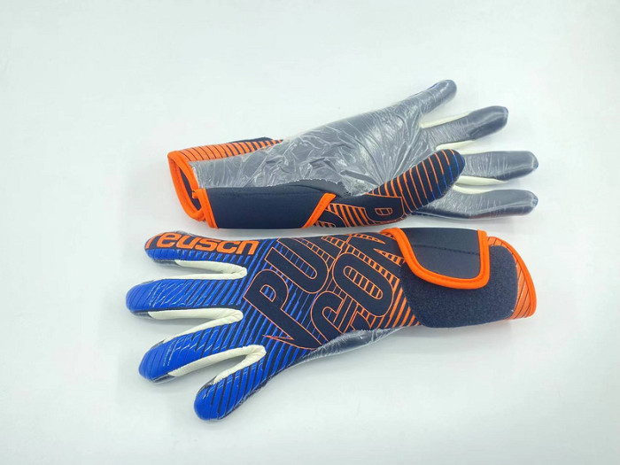 Best Quality Soccer Gloves Goalkeeper Rubber Football Gloves