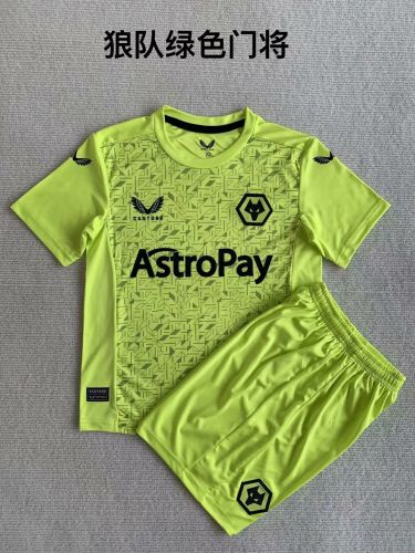 Youth Uniform 2023-2024 Wolverhampton Wanderers Green Goalkeeper Soccer Jersey Shorts Kids Wolves Football Kits