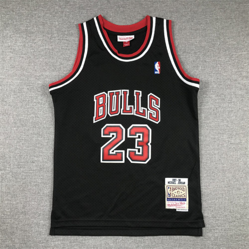 Youth Mitchell&ness 1997-98 Chicago Bulls Black Basketball Shirt 23 JORDAN Classic Kids NBA Jersey
