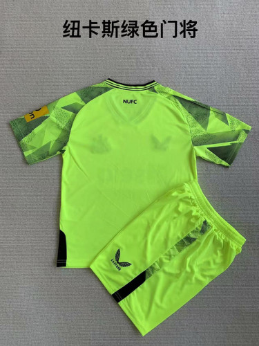 Adult Uniform 2023-2024 Newcastle United Fluorescent Green Goalkeeper Soccer Jersey Shorts