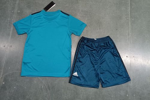Retro Set Adult Uniform 2017-2018 Real Madrid Third Away Green Soccer Jersey and Shorts Vintage Football Kit