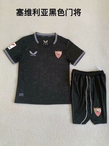 Youth Uniform Kids Kit 2023-2024 Sevilla Black Goalkeeper Soccer Jersey Shorts Child Football Set