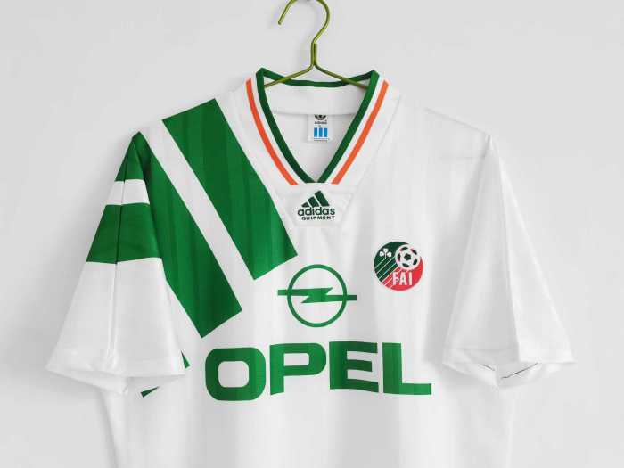 Retro Jersey 1992-1994 Ireland Away White Soccer Jersey