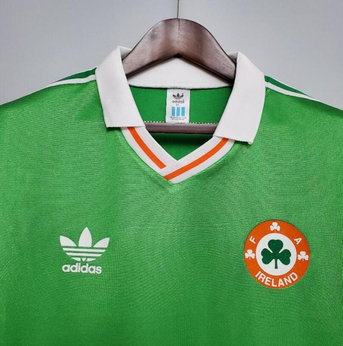 Retro Jersey 1988 Ireland McCARTHY 4 Home Soccer Jersey Vintage Football Shirt