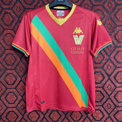 Fan Version 2023-2024 Venezia Red Goalkeeper Soccer Jersey Football Shirt