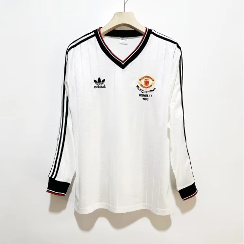 Long Sleeve Retro Jersey 1983 Manchester United White Milk Cup Final Soccer Jersey