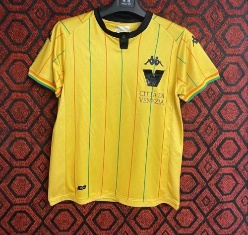 Fan Version 2023-2024 Venezia Yellow Goalkeeper Soccer Jersey Football Shirt