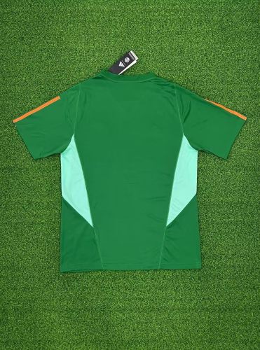Fan Version 2023-2024 Manchester United Green Soccer Training Jersey Man United Football Shirt