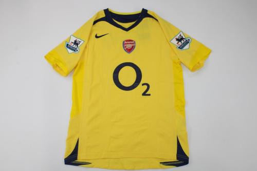 with EPL Patch Retro Jersey 2005-2006 Arsenal Away Yellow Soccer Jersey Vintage Football Shirt
