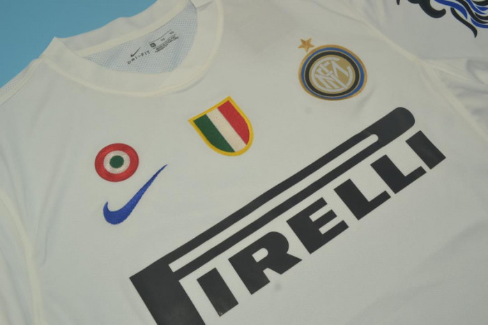 with Scudetto+Italia Coppa+Serie A Patch Retro Jersey 2010-2011 Inter Milan Away White Soccer Jersey