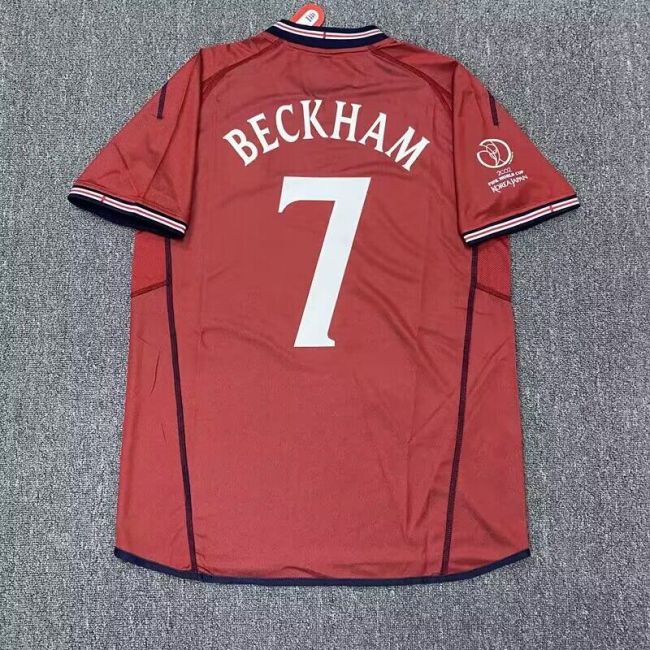 with World Cup Patch Retro Jersey 2002 England BECKHAM 7 Away Red Soccer Jersey Vintage Football Shirt