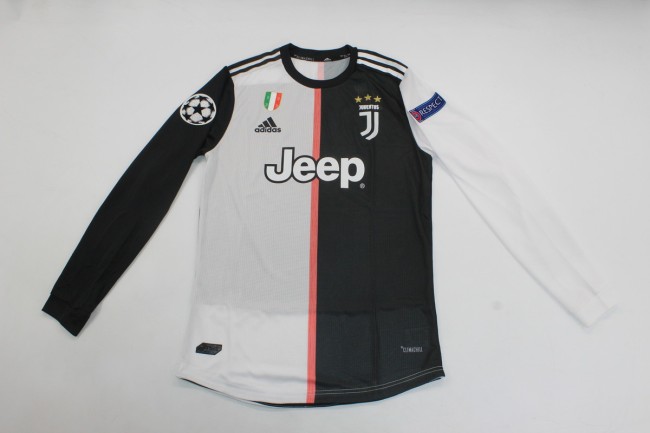 with UCL Patch Long Sleeve Retro Jersey 2019-2020 Player Version Juventus Home Soccer Jersey Vintage Maillot de Foot