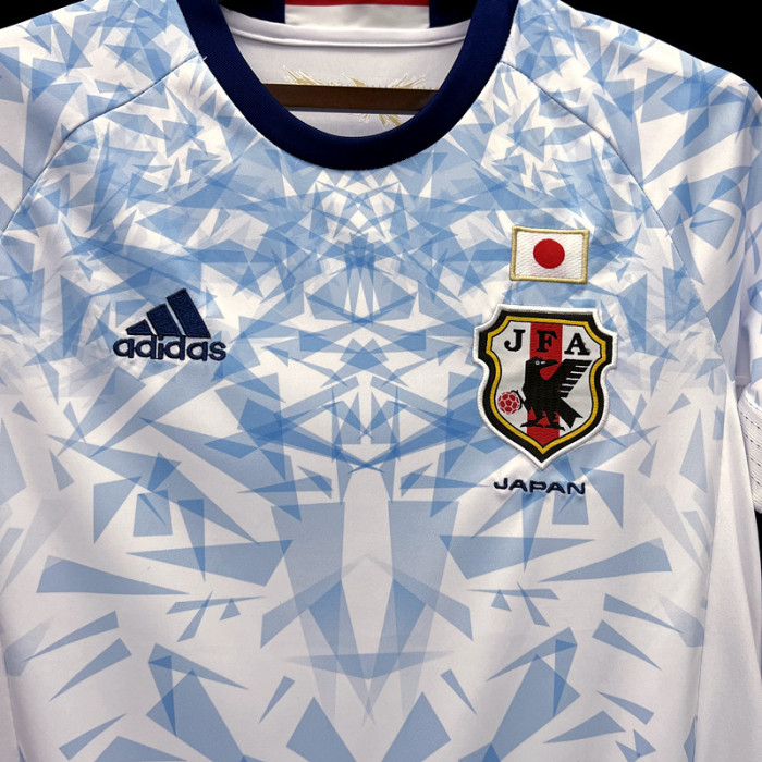 Retro Jersey 2016-2017 Japan Dragon Ball Goku Version Soccer Jersey Vintage Football Shirt