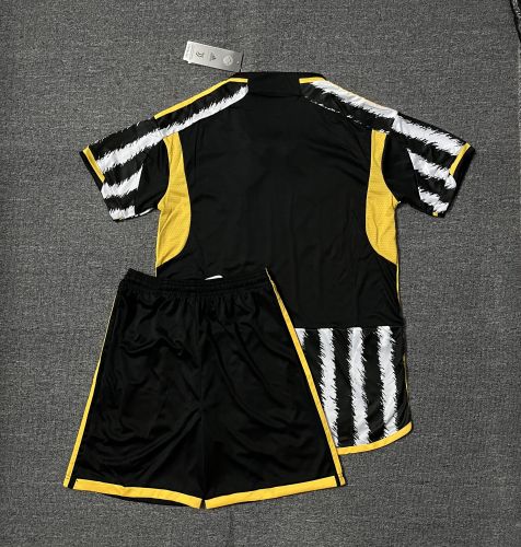 Adult Uniform 2023-2024 Juventus Home Soccer Jersey Shorts Football Kit