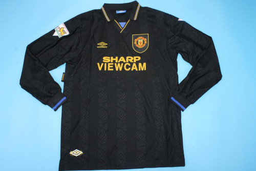 with EPL Patch Long Sleeve Retro Jersey 1993-1995 Manchester United Away Black Soccer Jersey Vintage Football Shirt