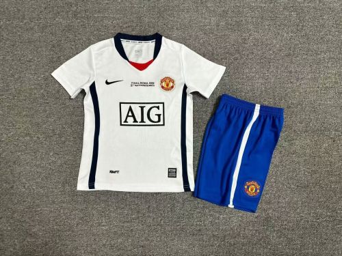with Front Lettering Retro Youth Uniform Kids Kit 2008-2009 Manchester United Away White UCL Final Soccer Jersey Shorts Vintage Child Football Set
