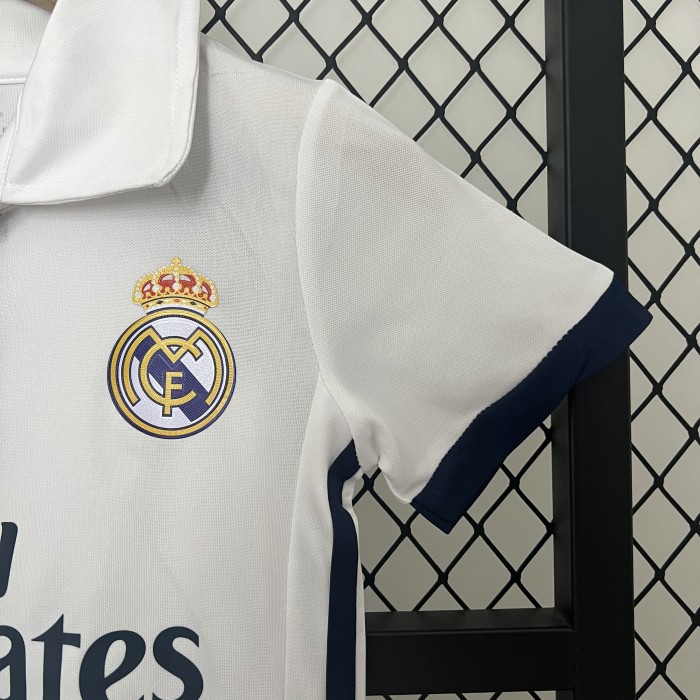 Retro Youth Uniform Kids Kit 2016-2017 Real Madrid Home Soccer Jersey Shorts Child Football Set