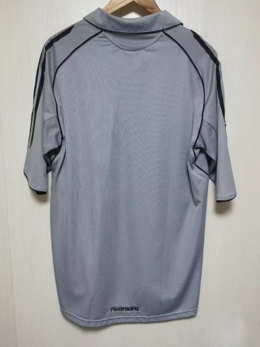 Retro Jersey 2005-2006 Real Madrid Third Away Grey Soccer Jersey Vintage Football Shirt