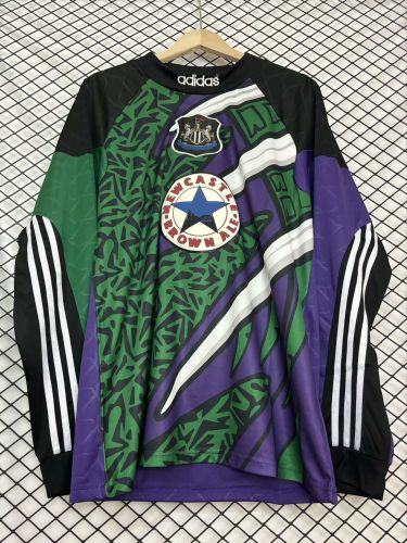 Long Sleeve Retro Jersey 1995-1996 Newcastle United Purple Goalkeeper Soccer Jersey Vintage Football Shirt