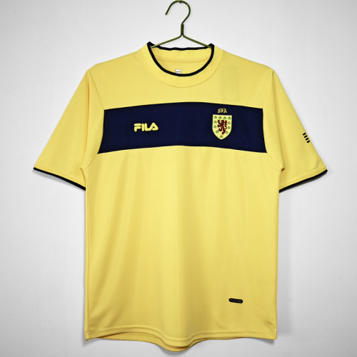 Retro Jersey 2002 Scotland Away Yellow Soccer Jersey Vintage Football Shirt