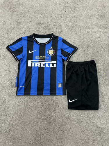 with Front Lettering Retro Youth Uniform Kids Kit 2010-2011 Inter Milan UCL Final Home Soccer Jersey Shorts Vintage Child Football Set