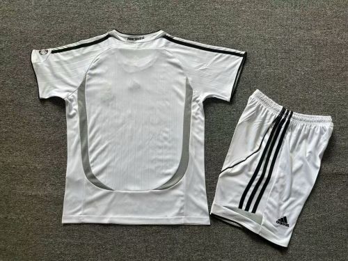 Retro Youth Uniform Kids Kit 2006-2007 Real Madrid Home Soccer Jersey Shorts Child Football Set