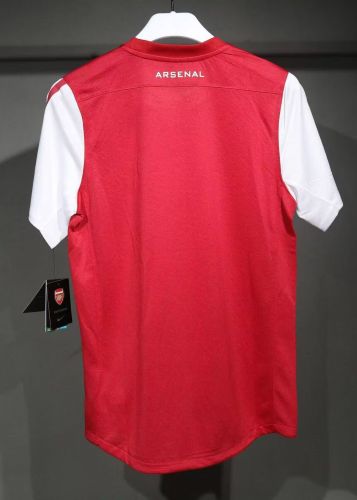 Player Version Retro Jersey 2011-2012 Arsenal Home Red Soccer Jersey Vintage Football Shirt