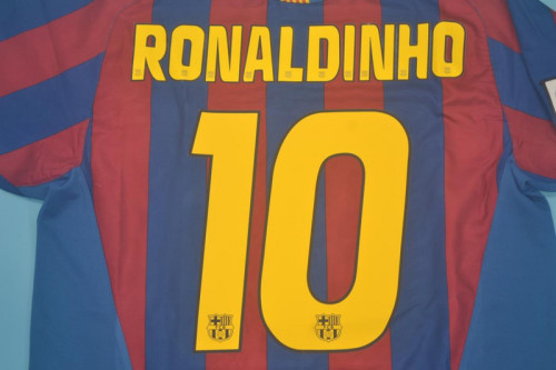 with LFP Patch Retro Jersey 2005-2006 Barcelona RONALDINHO 10 Home Soccer Jersey