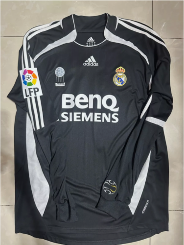 with Big LFP Patch Long Sleeve Retro Jersey 2006-2007 Real Madrid RAUL 7 Away Black Soccer Jersey Vintage Real Football Shirt