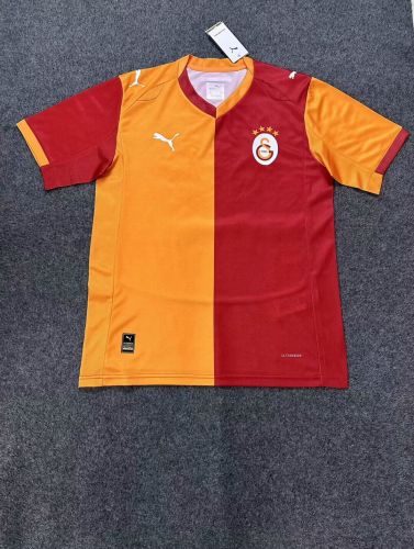 Fan Version 2025-2026 Galatasaray Home Soccer Jersey Football Shirt