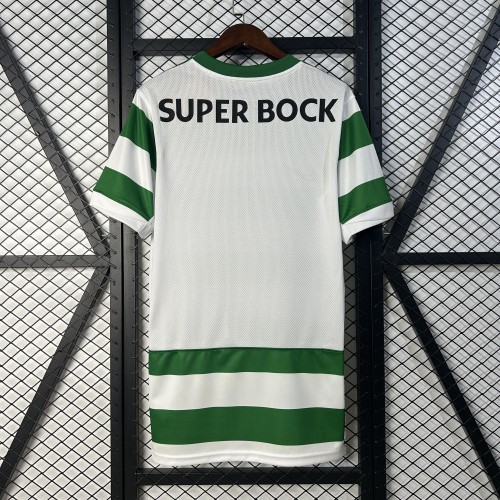 Fan Version 2025-2026 Sporting Lisbon Home Football Shirt Soccer Jersey