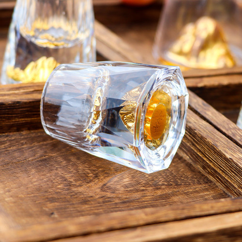Light luxury 15ml golden mountain design personalized shot glasses gold shot glass bullet shot glass