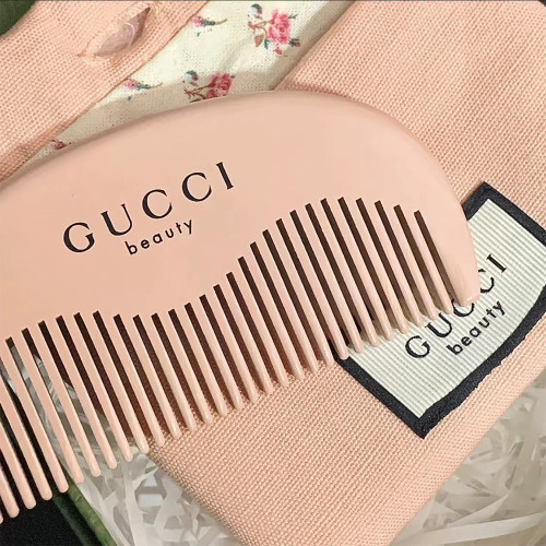 【贈品】Gucci古馳 專櫃贈品 限量粉色小梳子 木梳簡裝（全場滿999附贈）