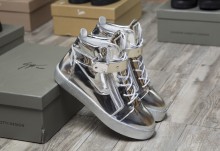 Giuseppe Zanotti(ジュゼッペザノッティ) GZ 靴 35-45 新商品の公式サイト