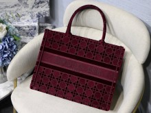 Dior　 レディース バッグ　２サイズ
