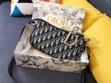 Dior (ディオール)Montaigne Oblique punk レディース バッグ