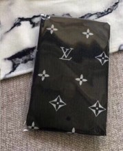 LV(ルイ·ヴィトン) 靴下 正規品  新型 潮流 気質 独特の風格を持つ 上品で気前がいい