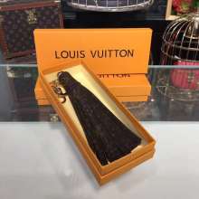 LOUIS VUITTON キーホルダー 4色