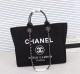 Chanel (シャネル) big logo レディース ボディーバッグ 21ss 新品