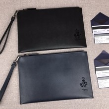 Prada クラッチバッグ/ポーチ 2色