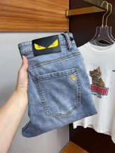 Fendi (フェンディ) ジーパン サイズ：29-38
