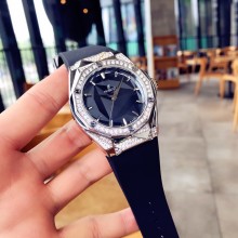 HUBLOT (ウブロ) 時計 新品