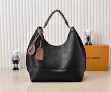 LV(ルイ·ヴィトン) バッグ 人気