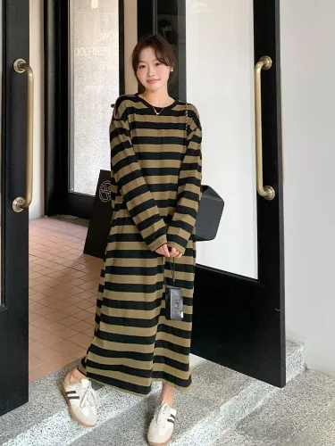 Contrast color striped sweatshirt dress for women spring and autumn 2024 new long dress
