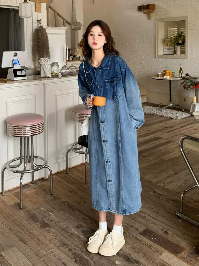 Gradient blue denim dress women's spring and autumn 2024 new loose straight shirt skirt