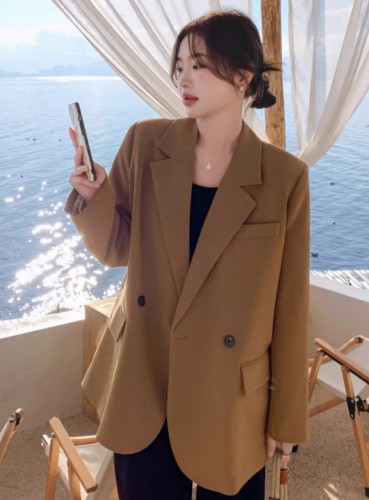 Coffee colored suit jacket for women's Spring and Autumn 2023 new Korean version loose, high-end, temperament, goddess style casual small suit